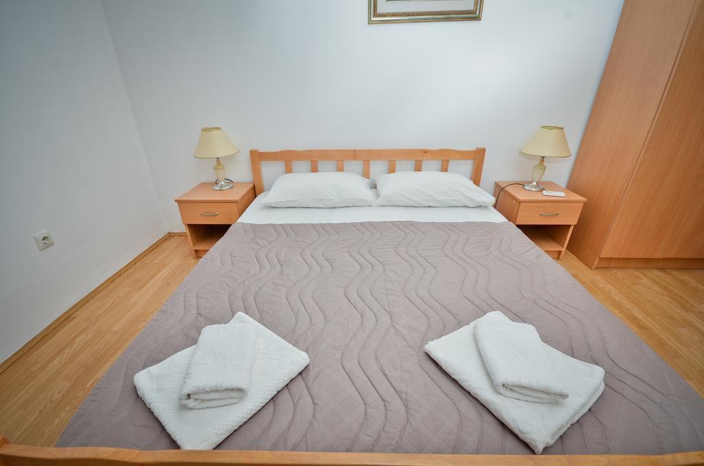 Apartmani Alexandra Budva Habitación foto
